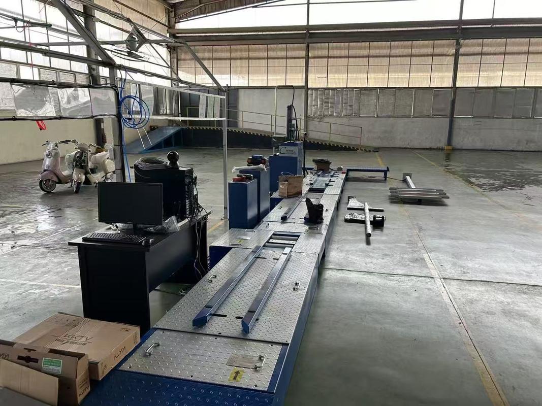 CTMT-300B 3 개의 3000 와트 냉각 팬이 지하에서 작동하도록 특별히 설계된 맞춤형 포괄적인 오토바이 검사기