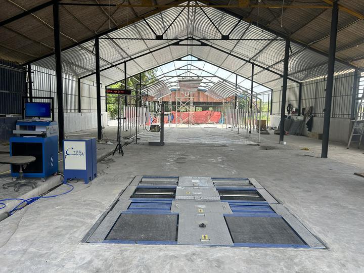 5in1 롤러 브레이크 검사기 4000kg 최대 축 부하, 듀얼 플레이트 사이드 슬리프 및 차량 테스트 라인용 산업 제어 컴퓨터