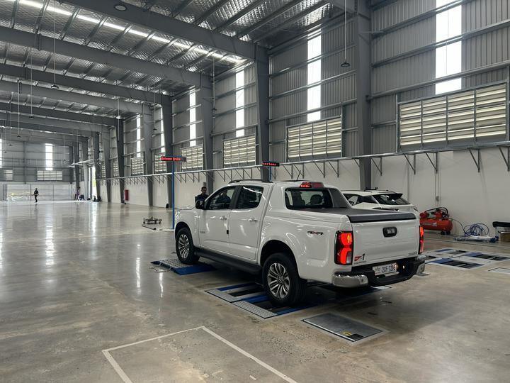 Cartesy 브랜드 CTGT-3-3C 롤러 트리니티 차량 테스트 라인 차축 부하가 있는 롤러 브레이크 테스터 경자동차용 단일 플레이트 사이드 슬립 테스터