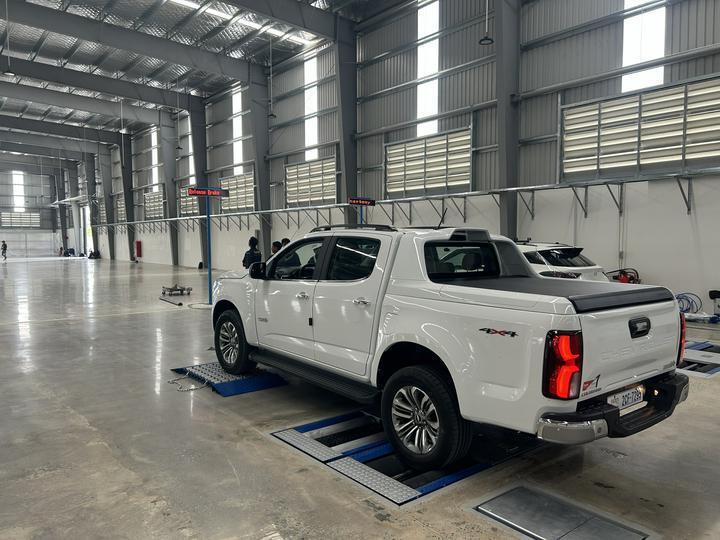 Cartesy 브랜드 CTGT-3-3C 롤러 트리니티 차량 테스트 라인 차축 부하가 있는 롤러 브레이크 테스터 경자동차용 단일 플레이트 사이드 슬립 테스터